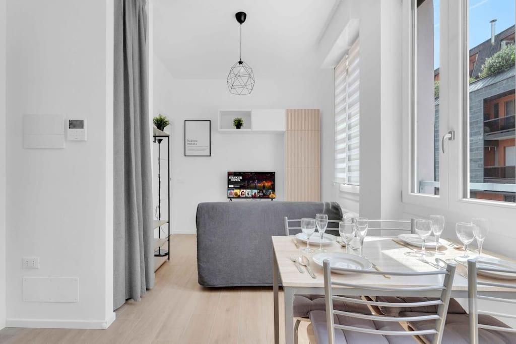 Nuovo E Confortevole, 4pax, Tram 24, Universita Apartment *
