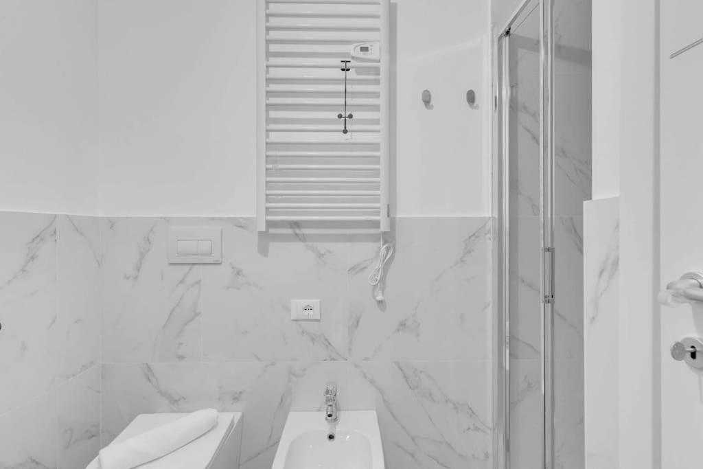Nuovo E Confortevole, 4pax, Tram 24, Universita Apartment