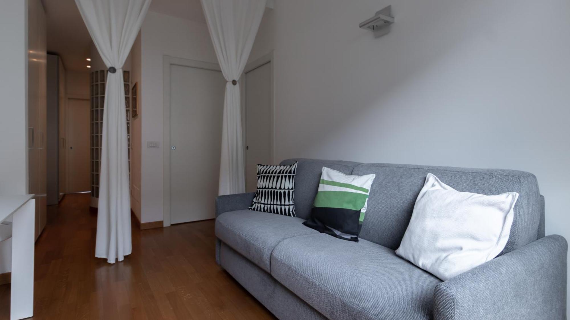 Italianway - Savona 123 Milan