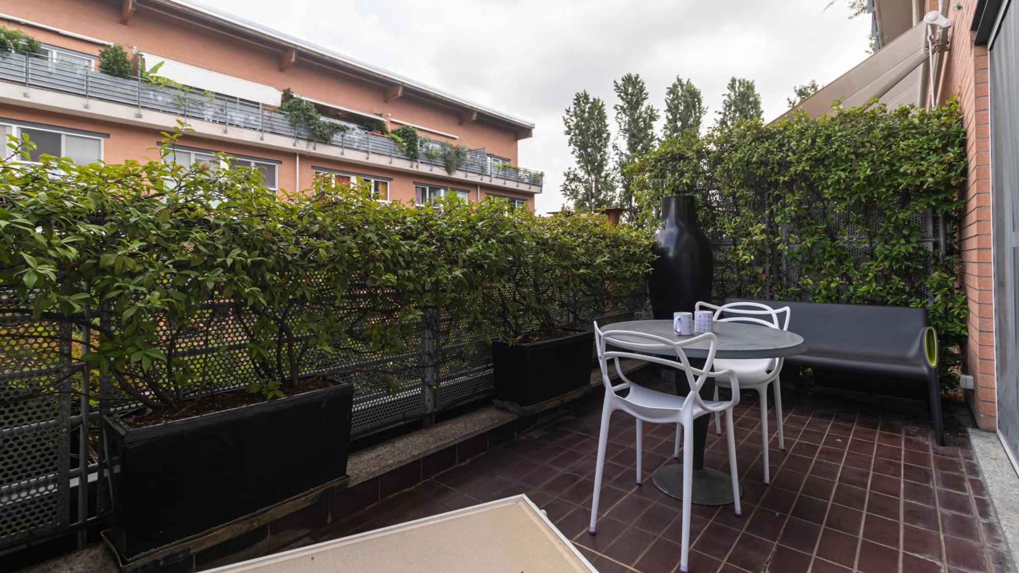 Italianway - Savona 123 * Milan