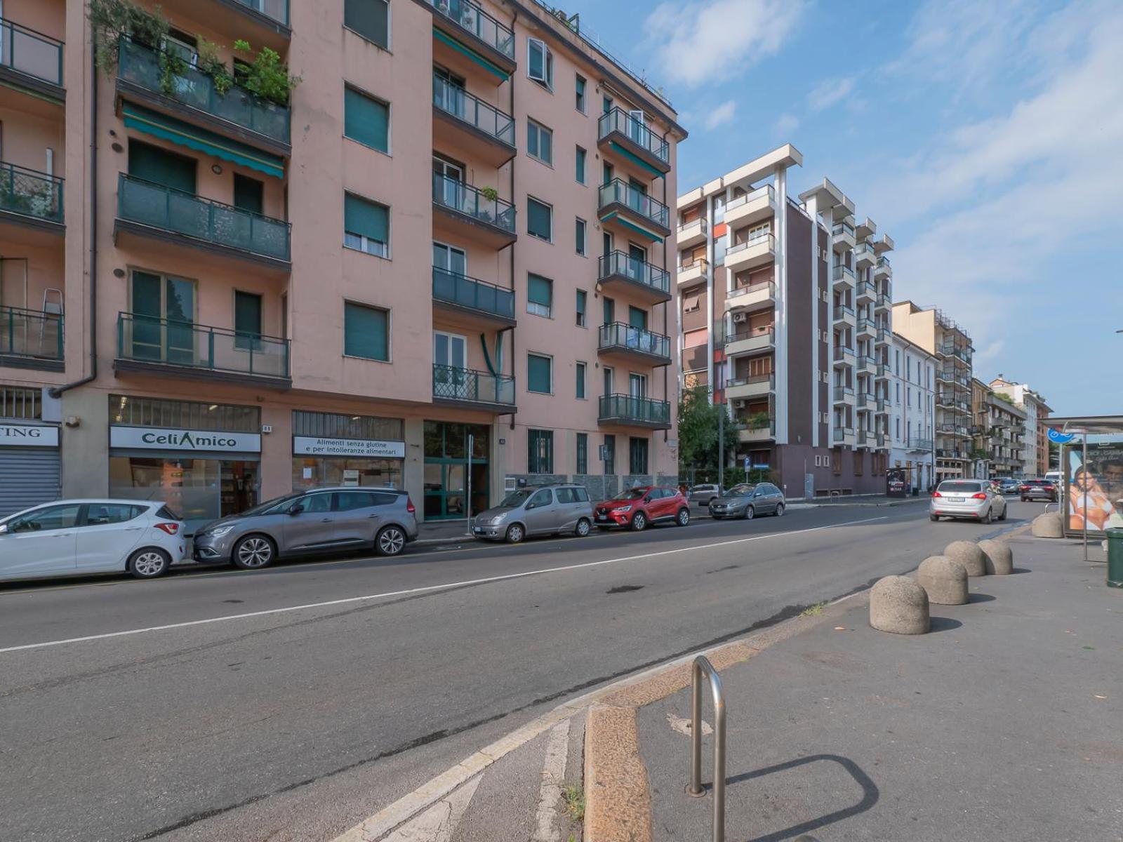 Appartamento I Host - Forze Armate 83 Milano