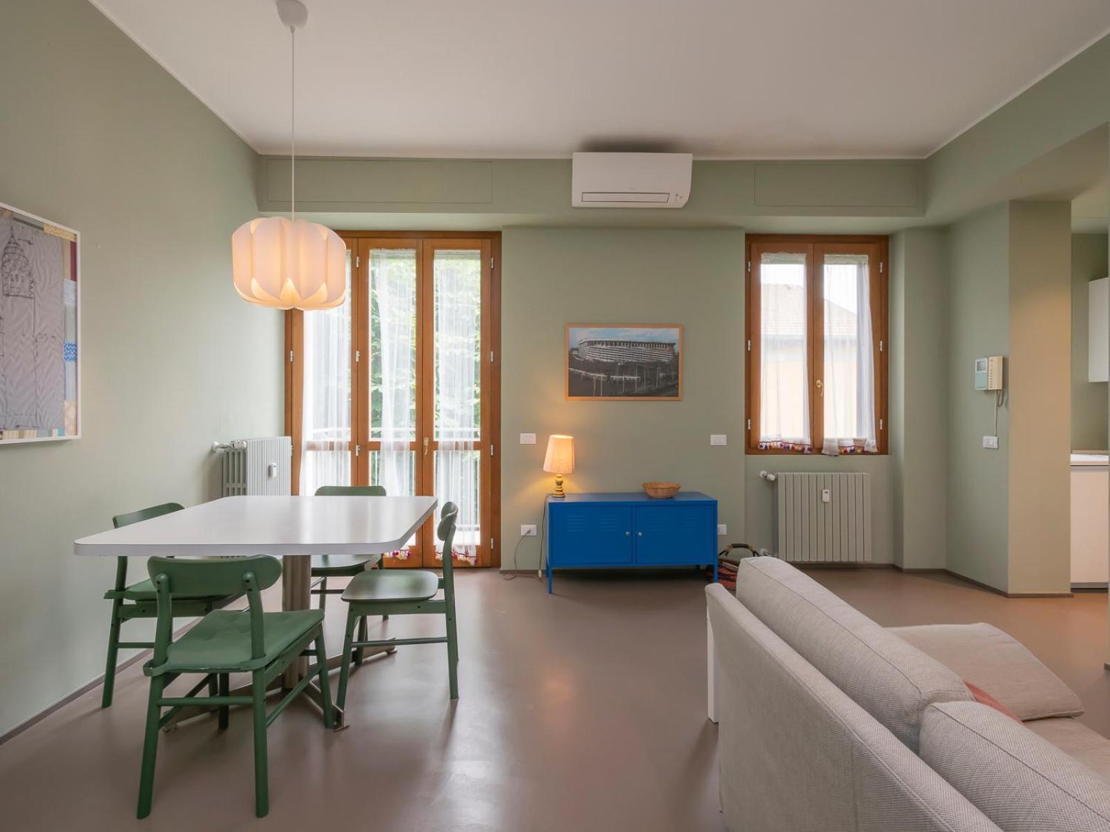 Apartamento Xenia - Attic In San Siro Area Milão