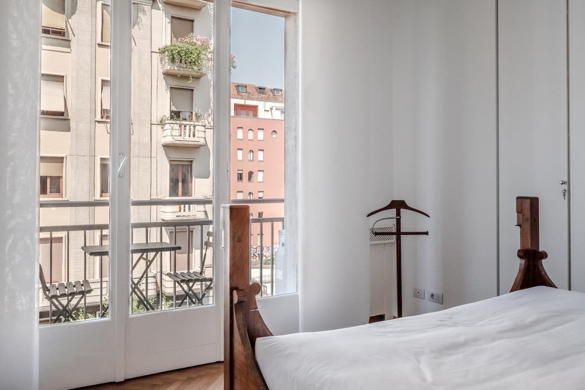 Ceradini With Balcony R&r
