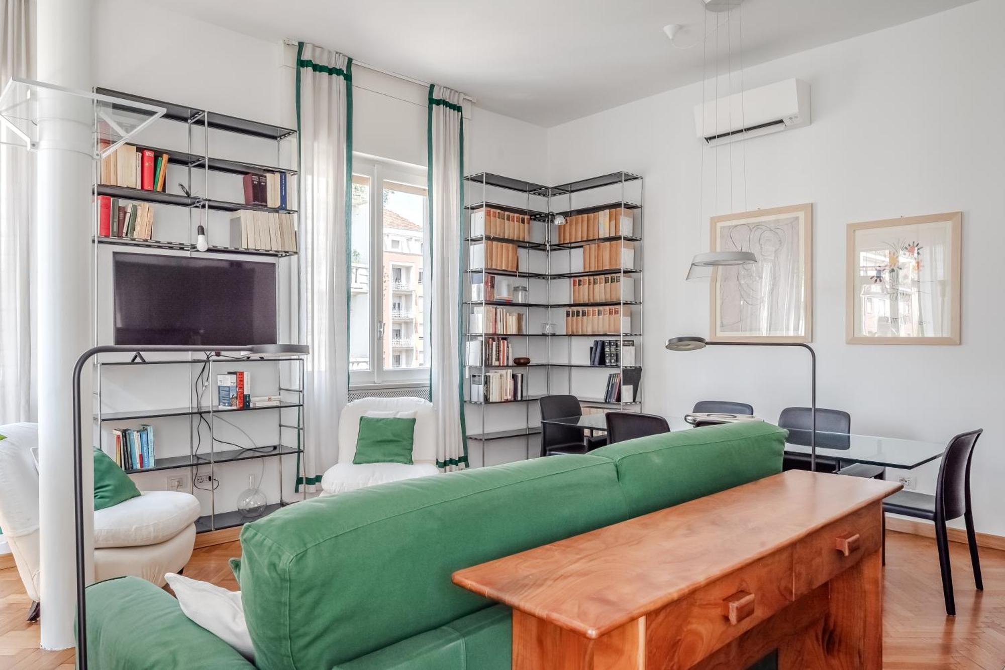 Ceradini With Balcony R&r
