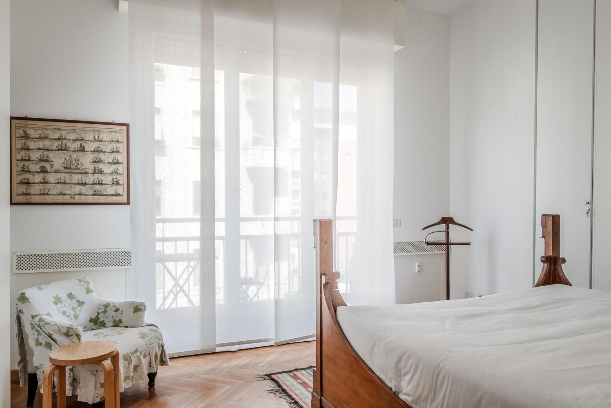 Ceradini With Balcony R&r Apartment Milan