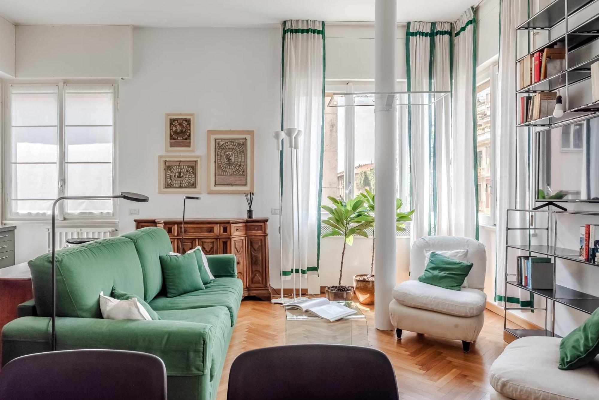 Ceradini With Balcony R&r Apartment *