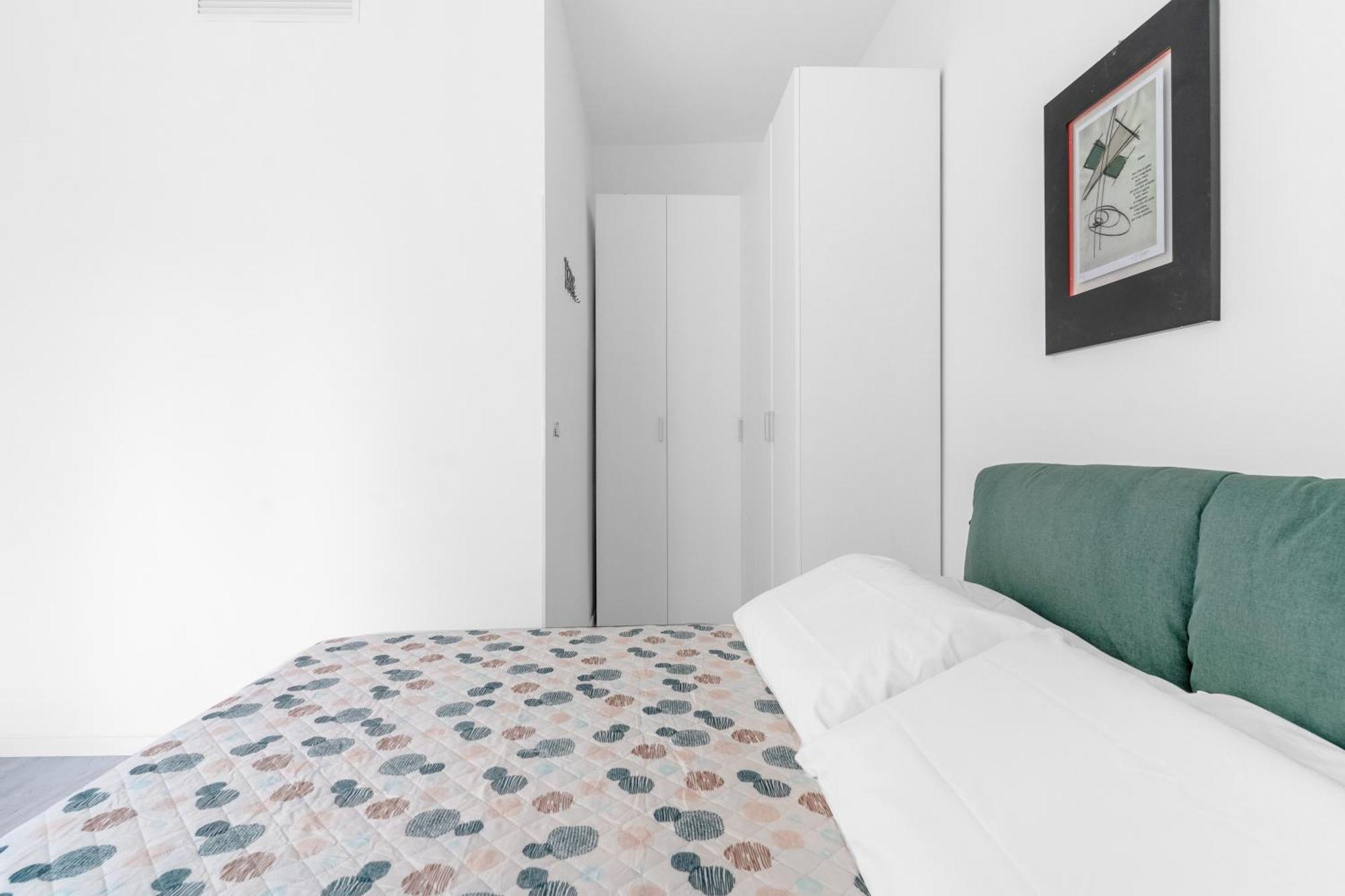 Apartment Crocetta Charme *