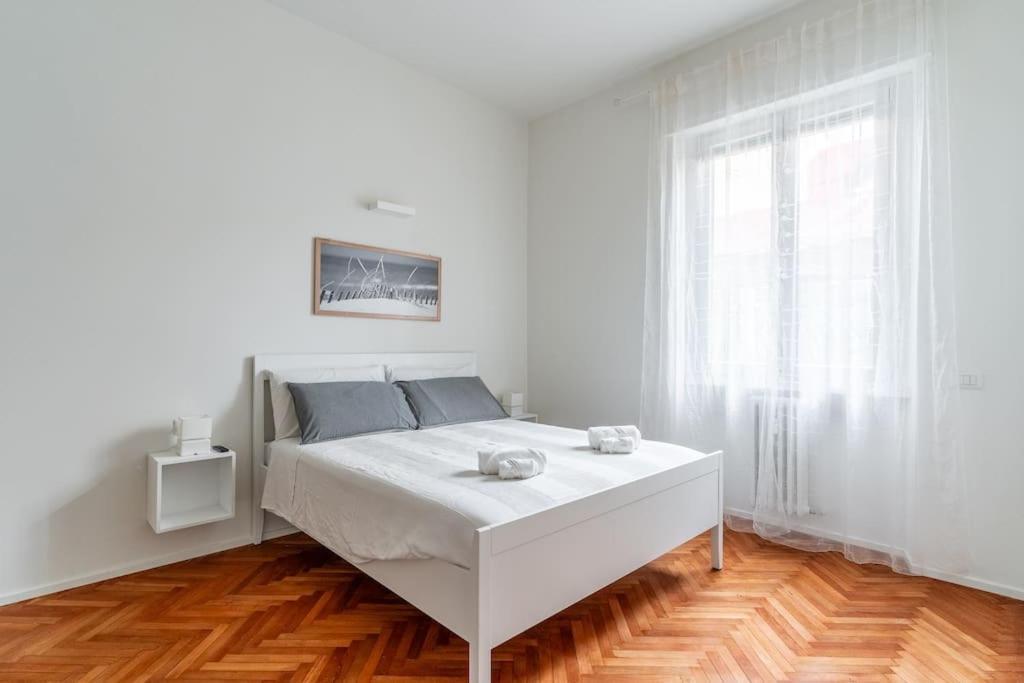 Giorgina's One Bedroom 20 Minuts Walking To Duomo Milan