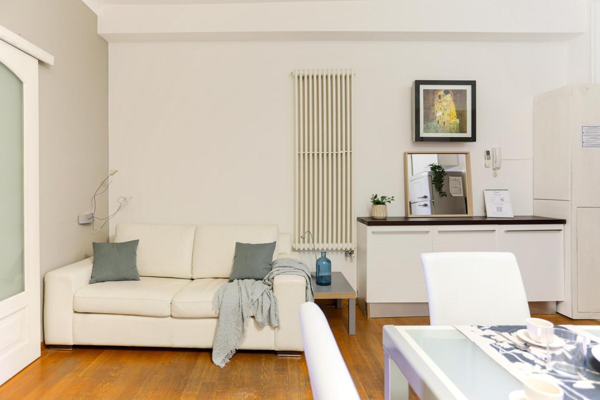 The Rent - Near Navigli Apartamento Milão