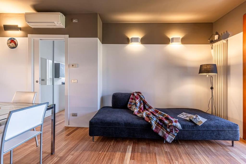 Fa44 - Lux Apt With Big Balcony & Modern Design - Apartment