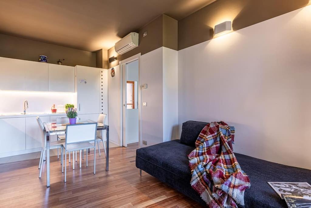 Fa44 - Lux Apt With Big Balcony & Modern Design - Apartment *
