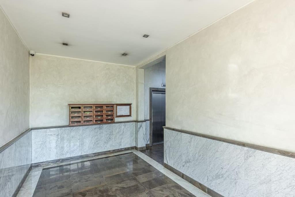 Fa44 - Lux Apt With Big Balcony & Modern Design - Apartment Milan