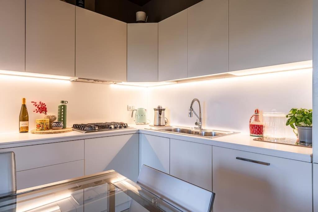 Fa44 - Lux Apt With Big Balcony & Modern Design - Apartment *