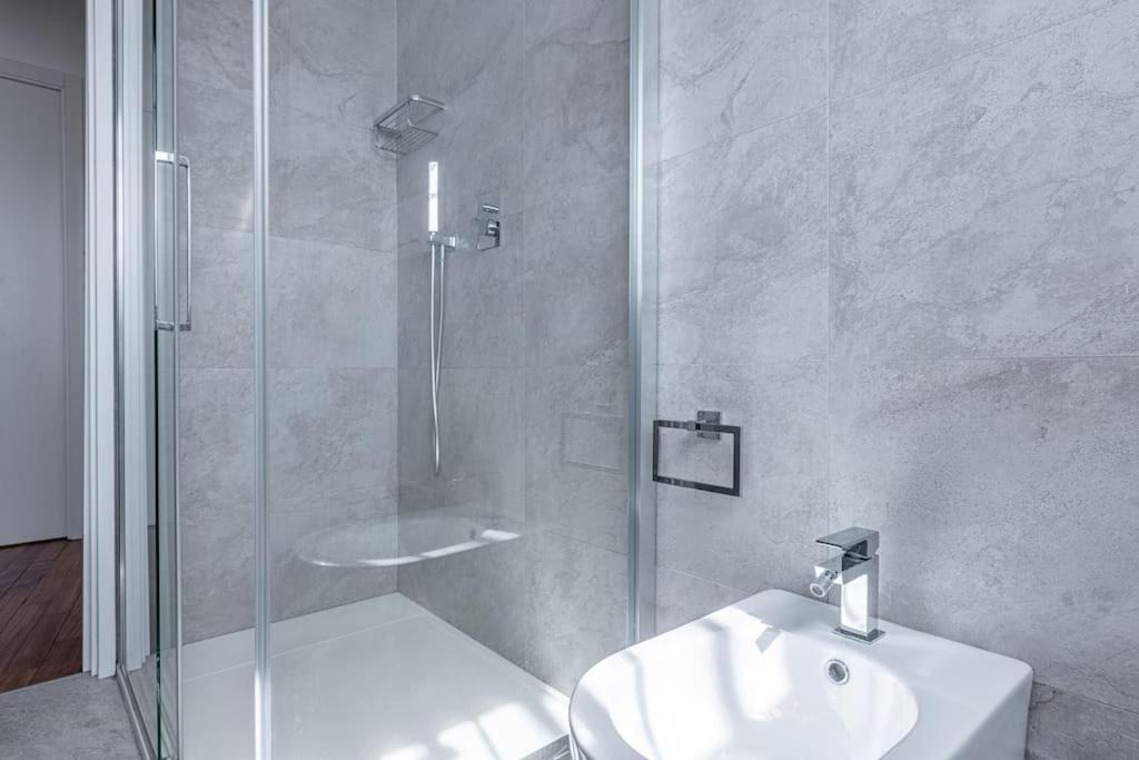 Apartment Fa44 - Lux Apt With Big Balcony & Modern Design - *
