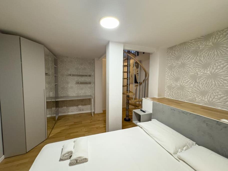 Brunacci Suite, 5 Min To Navigli Apartment *