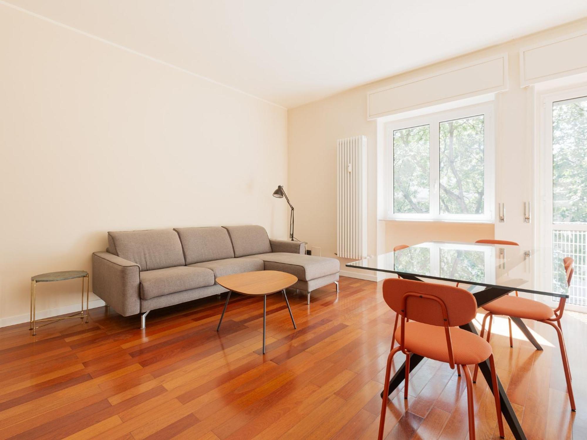 Lambrate Fs Spacious With Balcony Apartamento *