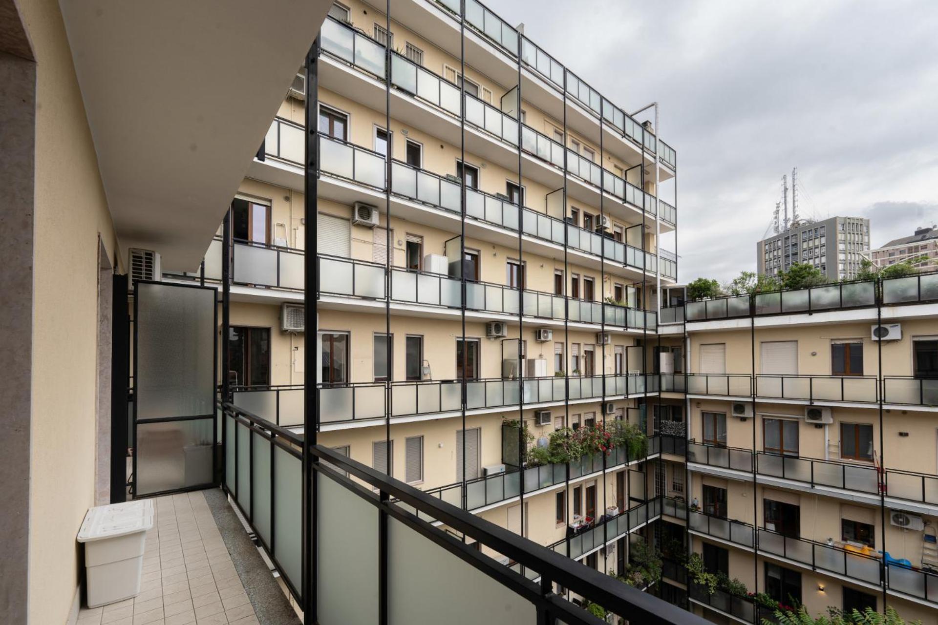 Elegant In The Heart Of Milano