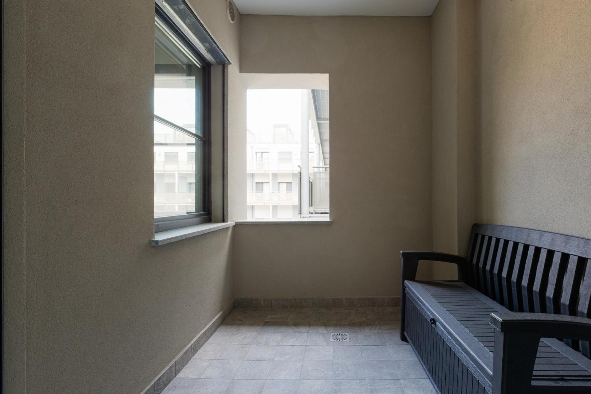 Apartment Superior With Veranda And Shared Swimming Pool *