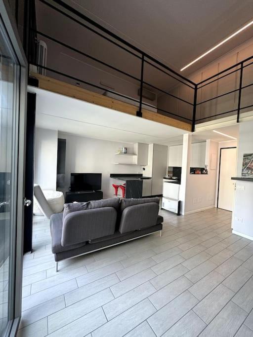 Loft Super Luminoso Apartment Milan