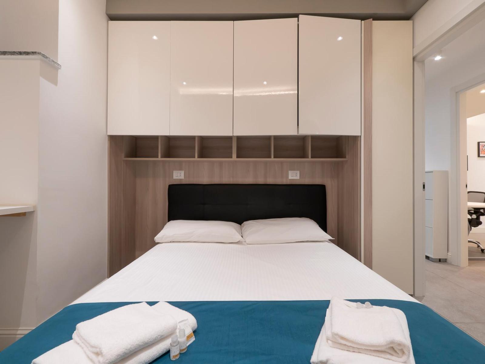 Apartment Xenia - Elegant Three-room In Moscova Area Milan