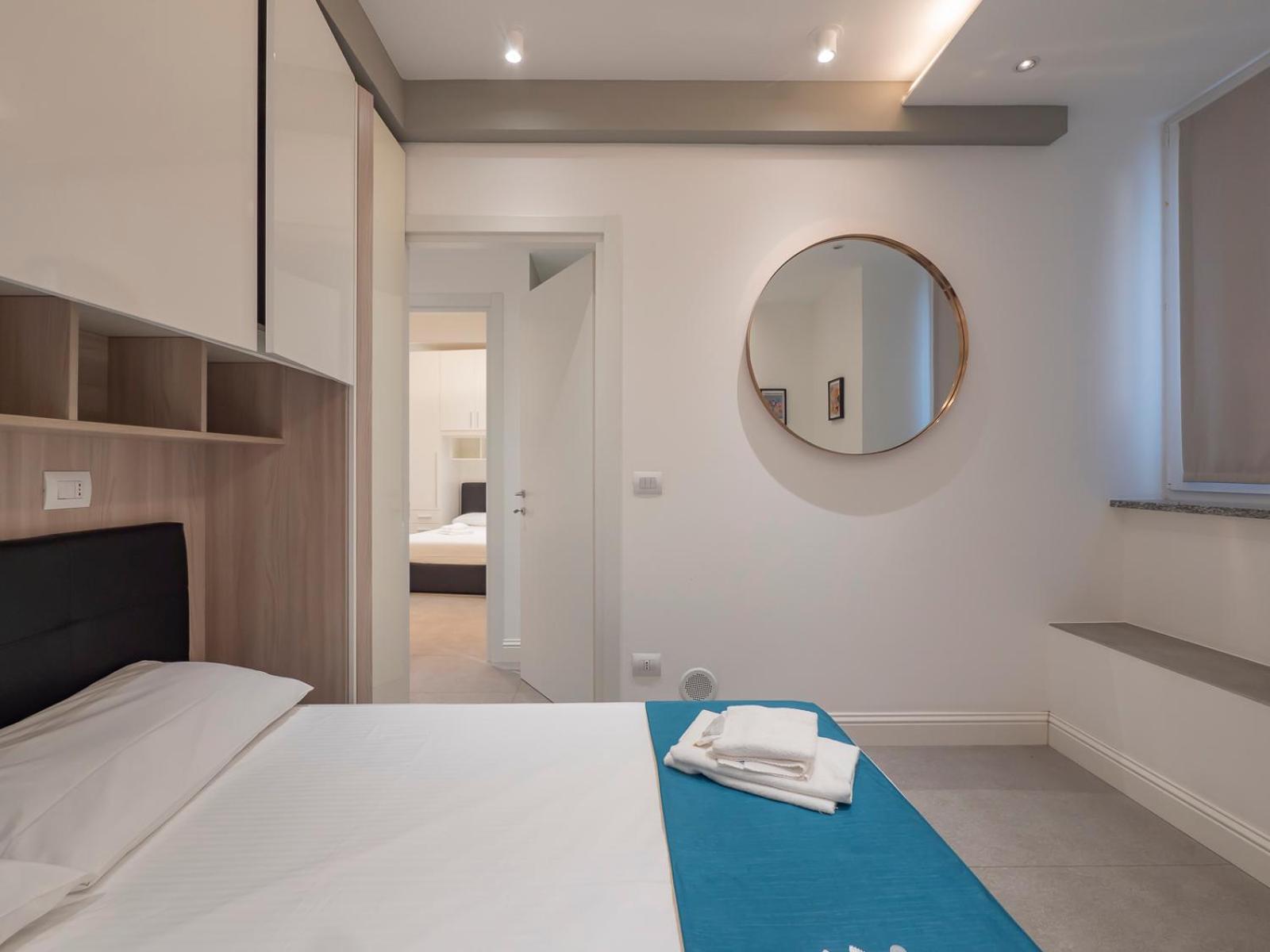 Xenia - Elegant Three-room In Moscova Area Apartment Milan