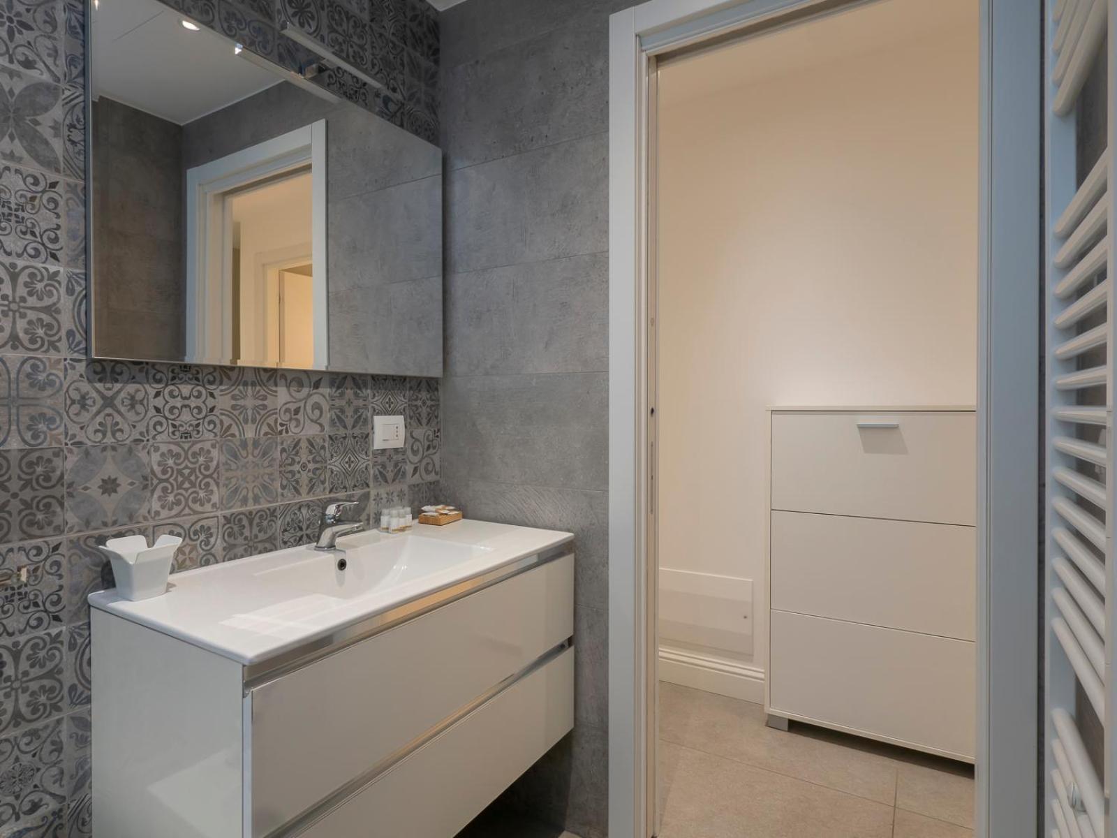 Xenia - Elegant Three-room In Moscova Area