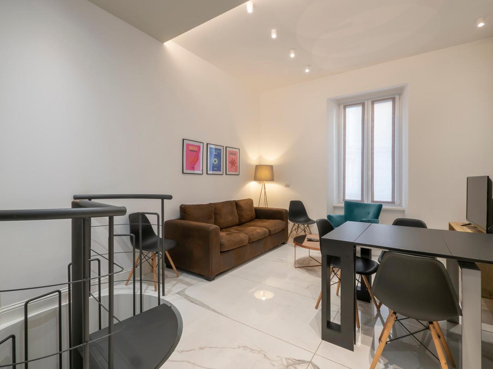 Xenia - Elegant Three-room In Moscova Area *