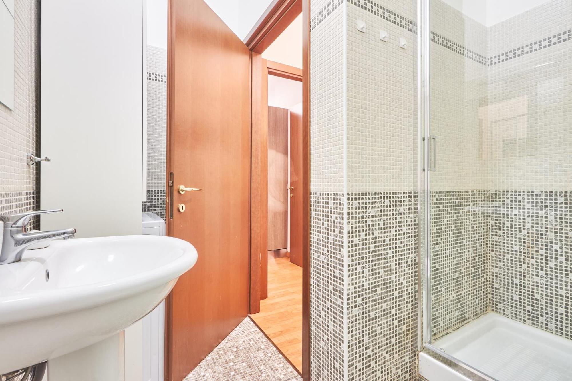 Easylife - Accogliente Monolocale Con Arredamento Minimal In Zona Stazione *