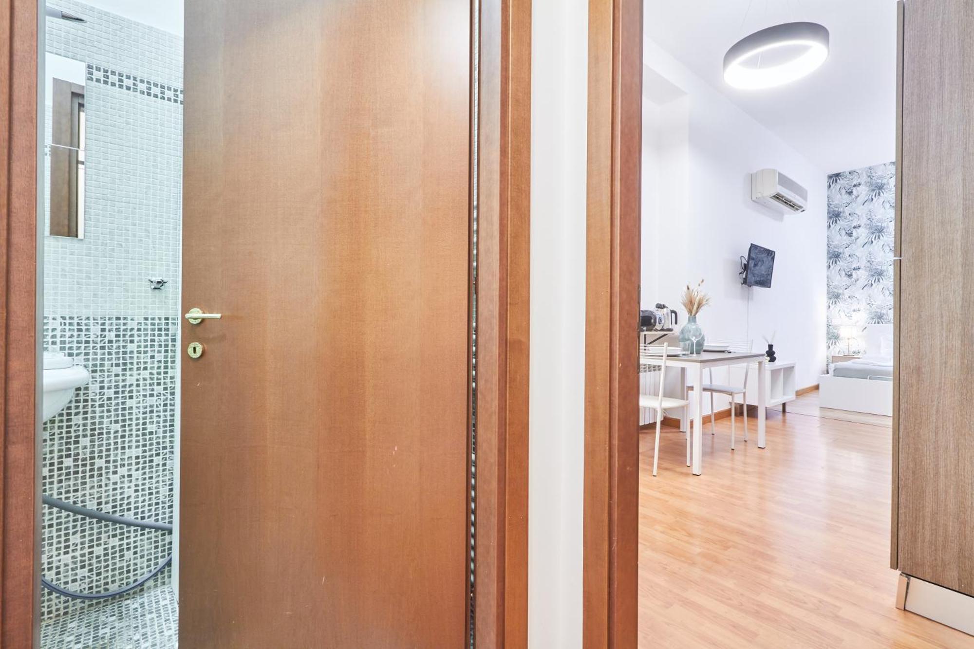 Easylife - Accogliente Monolocale Con Arredamento Minimal In Zona Stazione * Milan