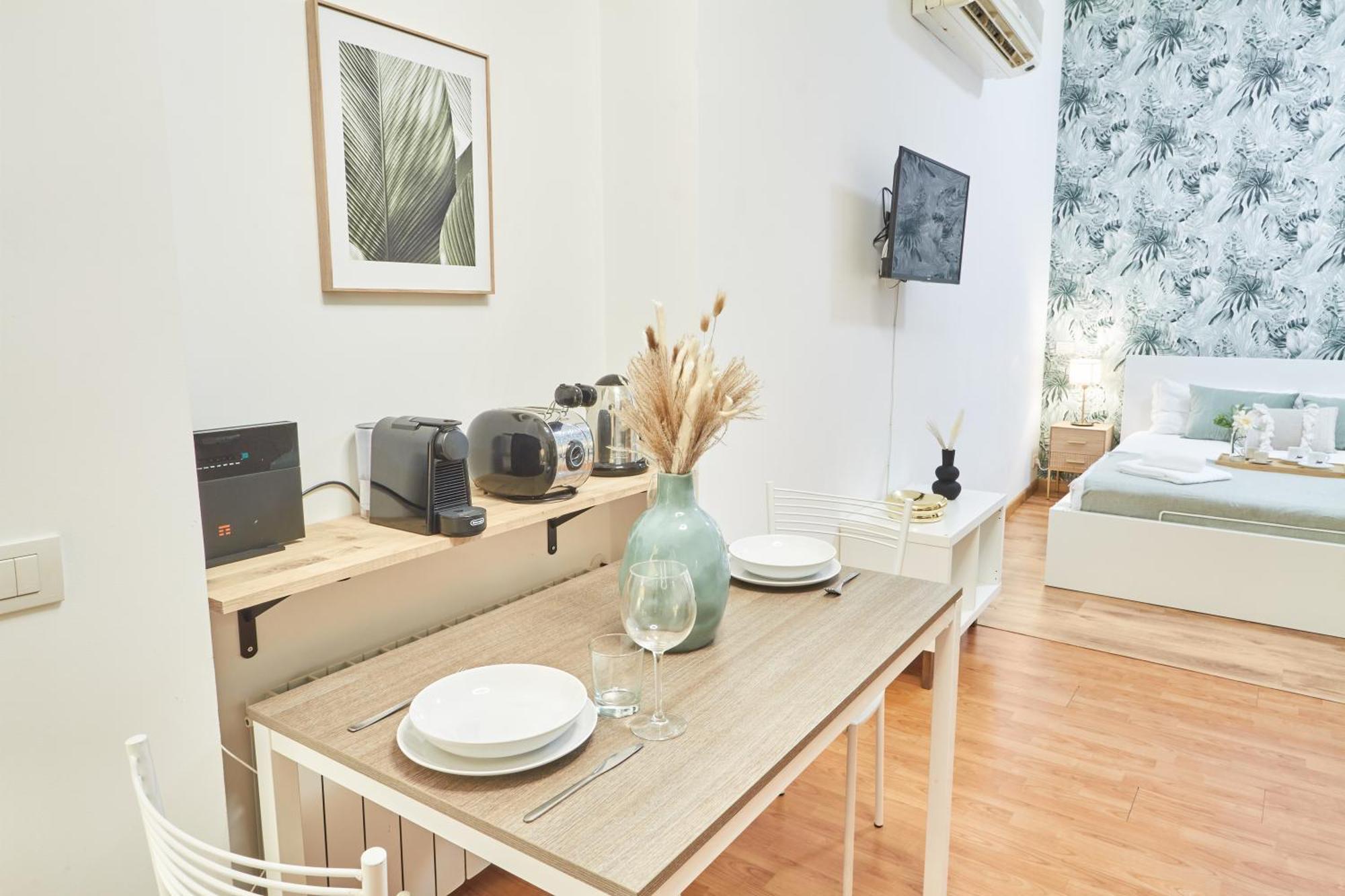 Easylife - Accogliente Monolocale Con Arredamento Minimal In Zona Stazione *
