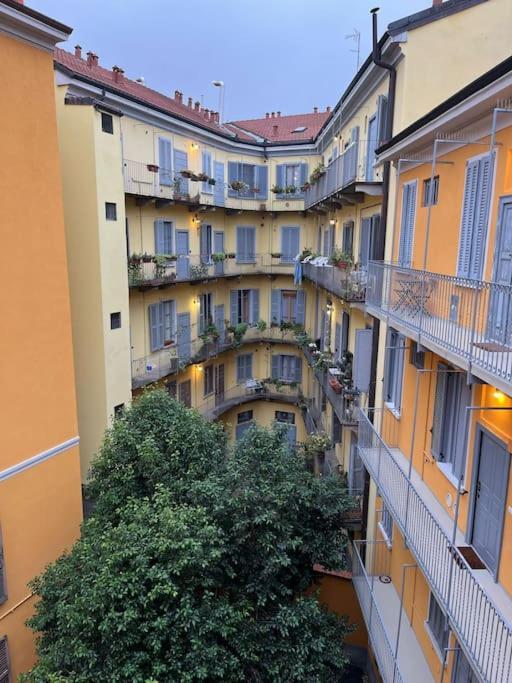 Porta Romana Experience - Authentic Milanese Flat * Milan