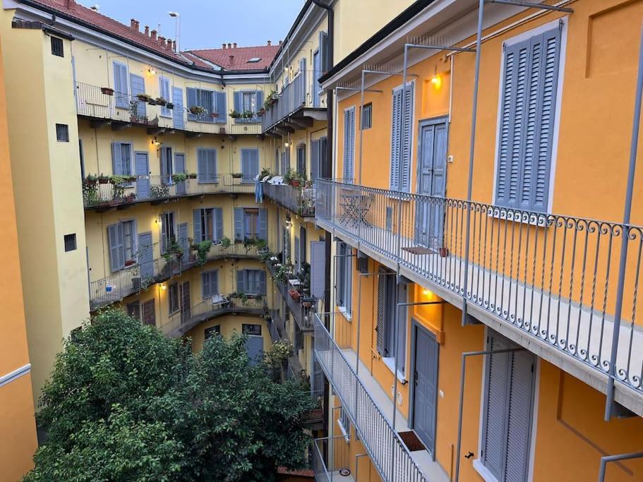 Porta Romana Experience - Authentic Milanese Flat Apartment Milan