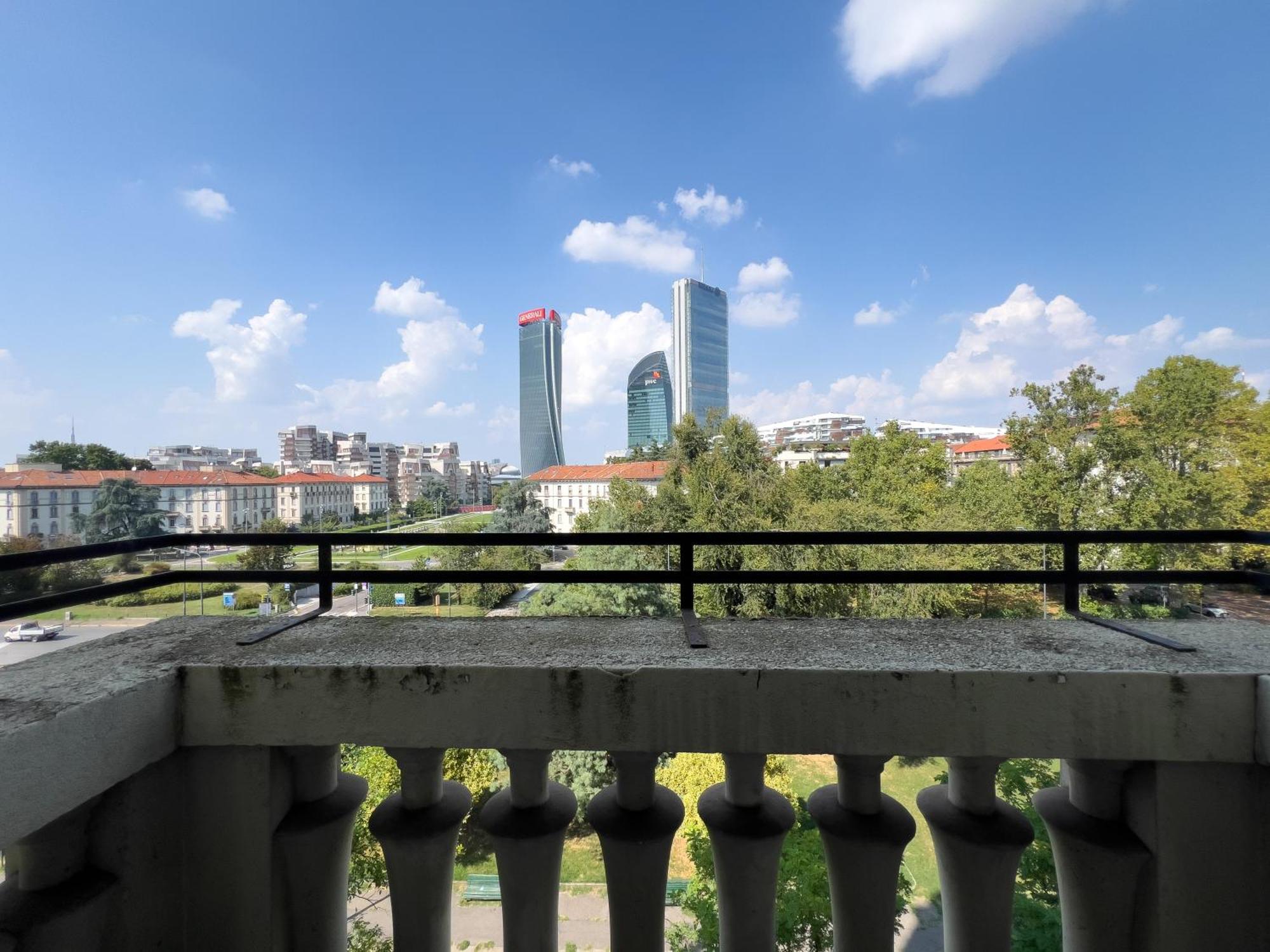 Citylife View - Modern Loft Well Connected Apartment Milan