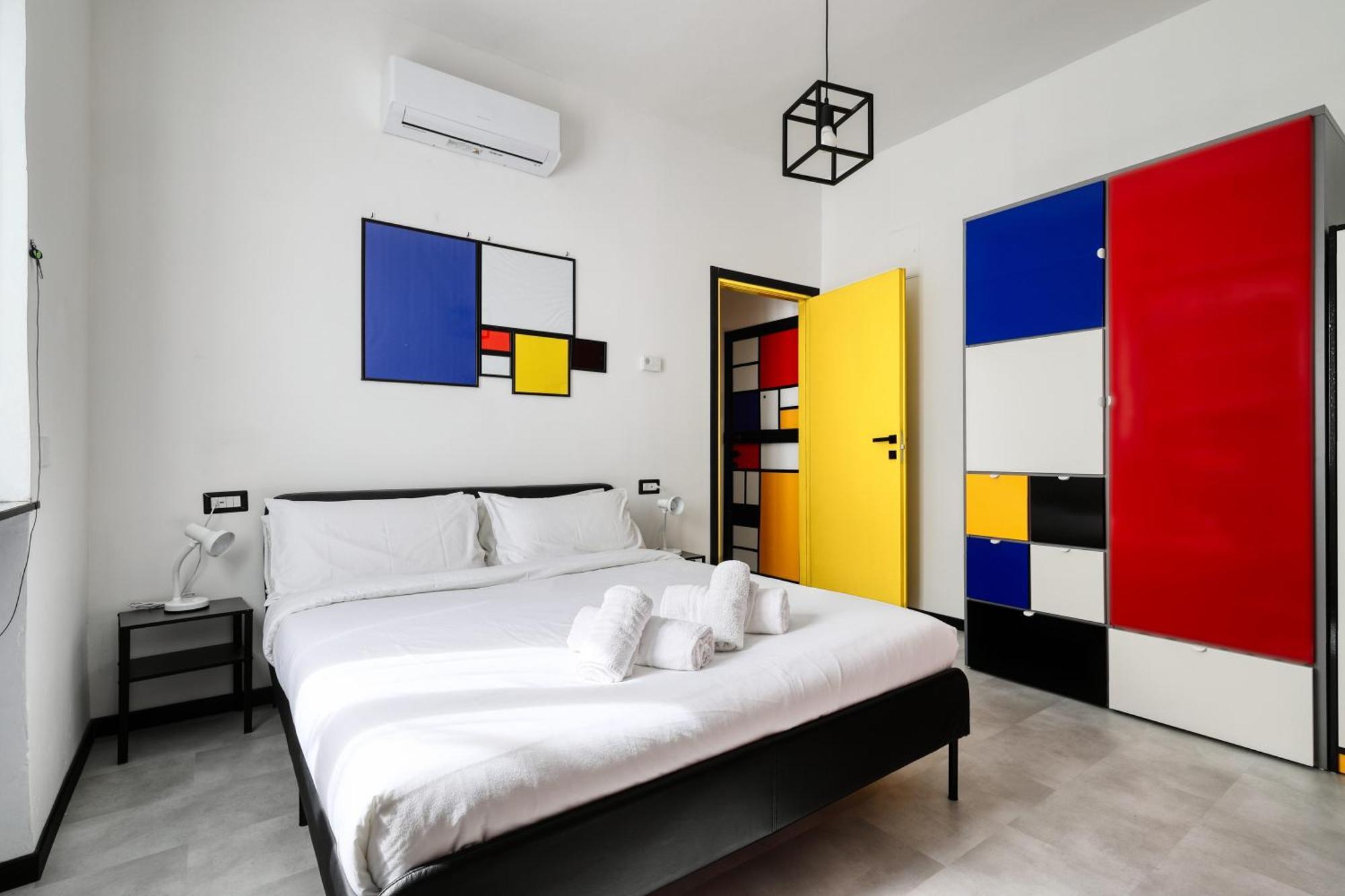 Casa Mondrian