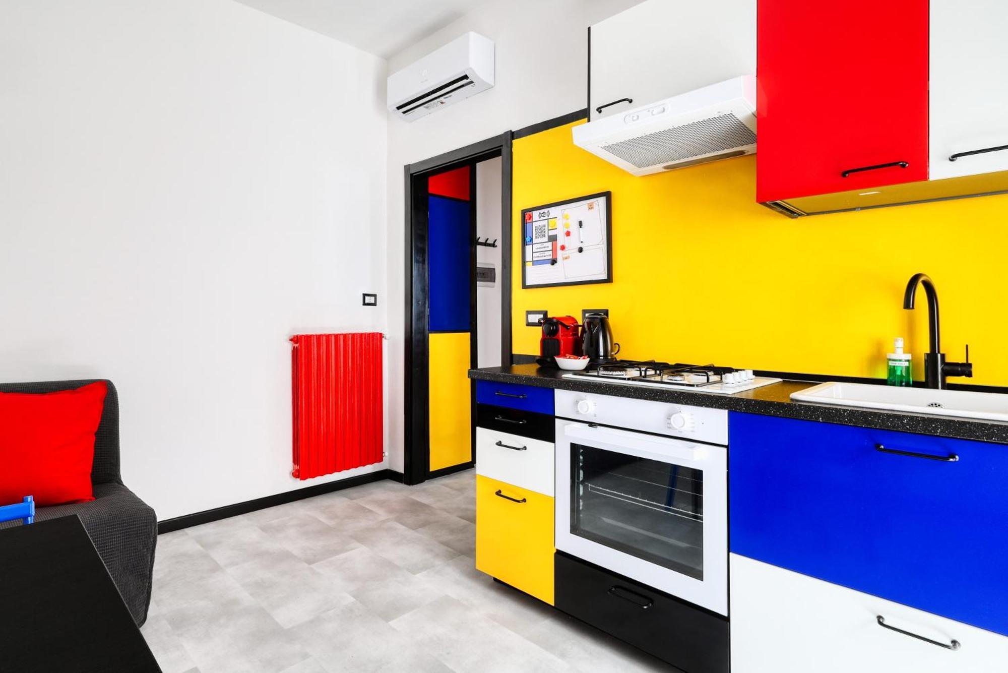 Casa Mondrian