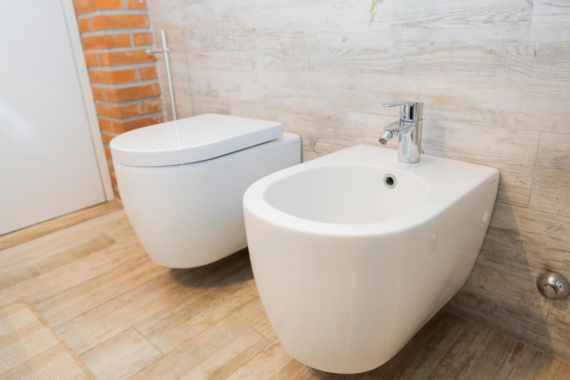Canonica Brick Milan