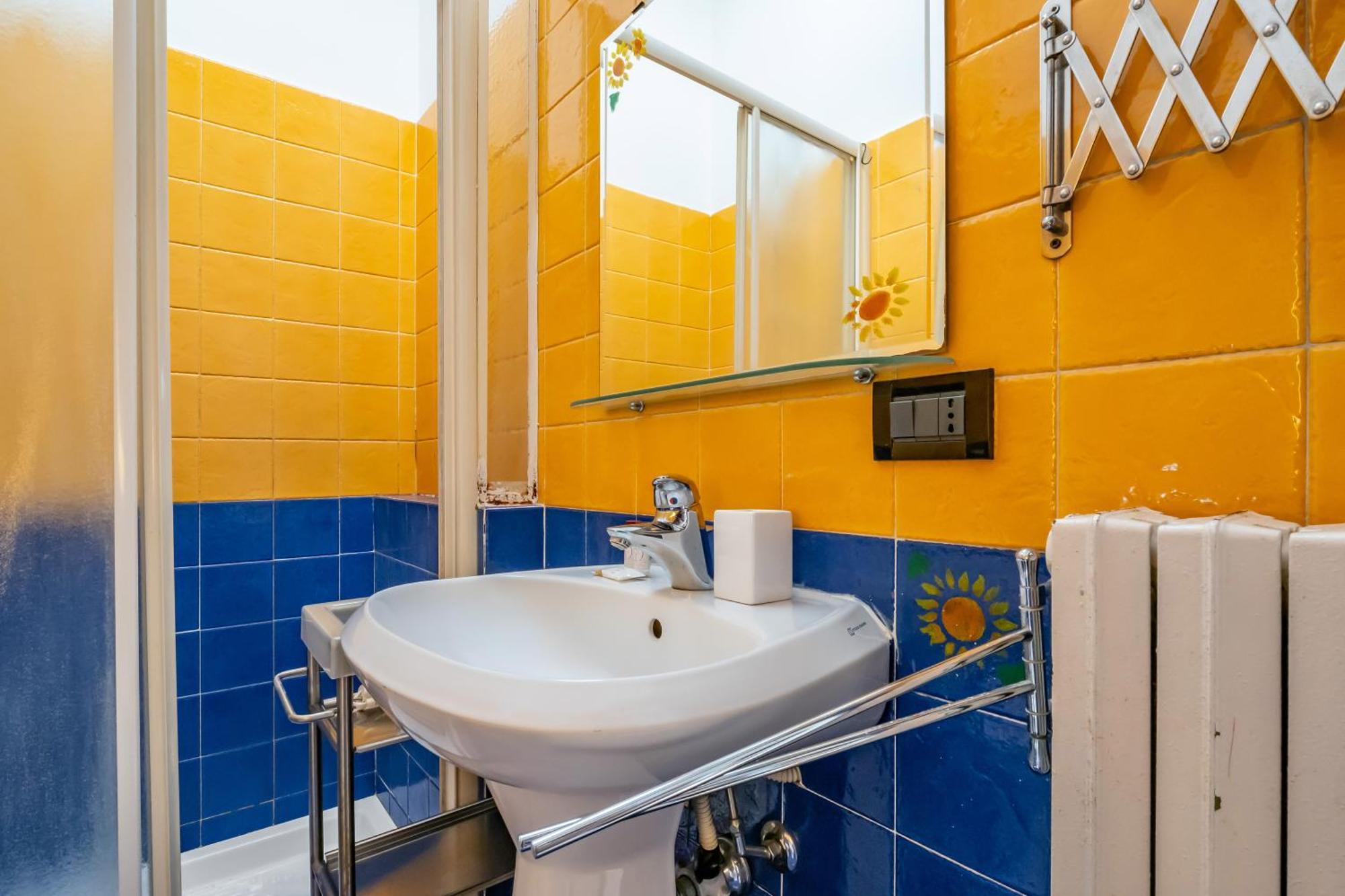 Bright Garibaldi & Moscova Apartment Milan