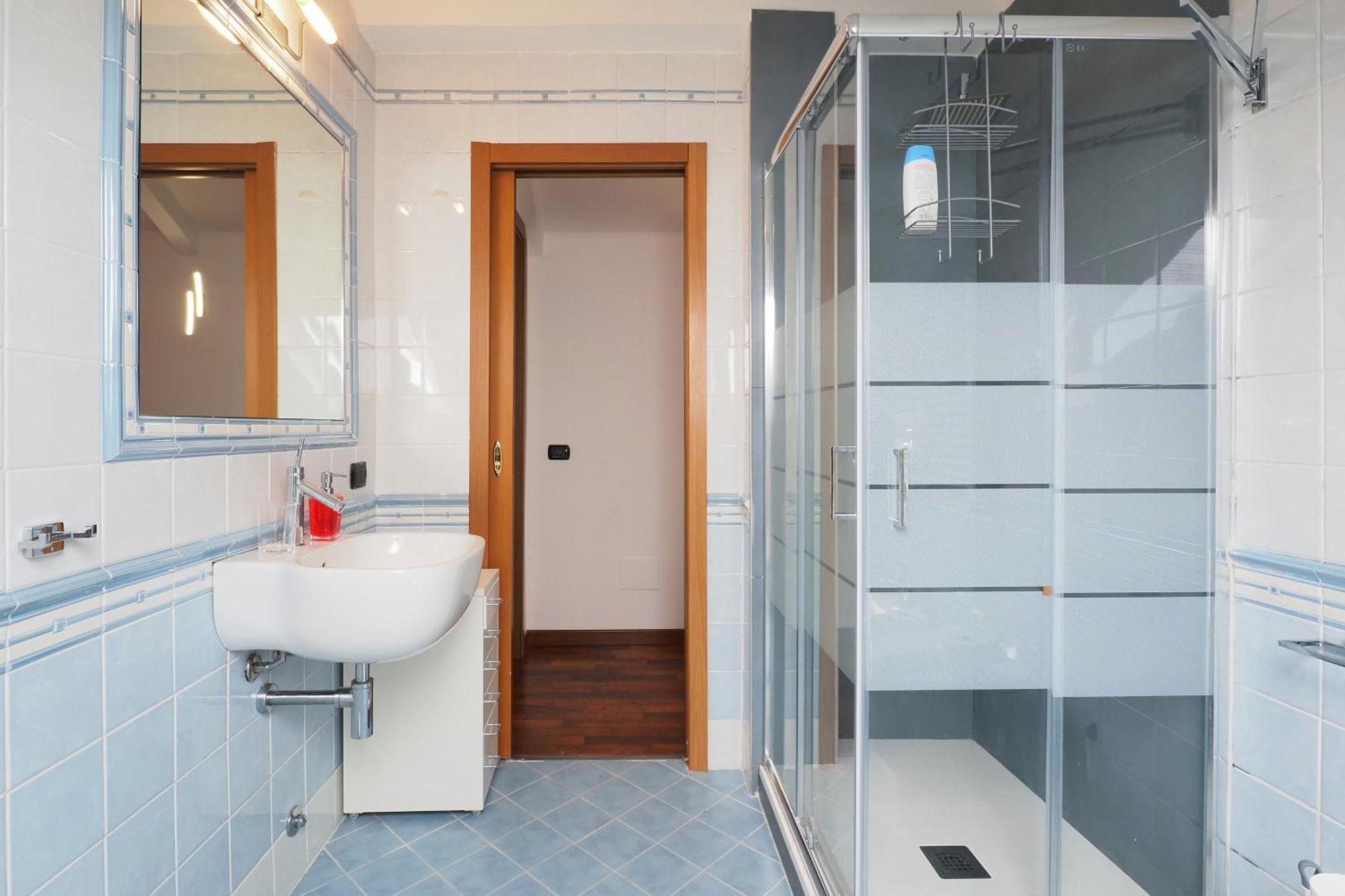 Primopiano - Savona C Apartamento