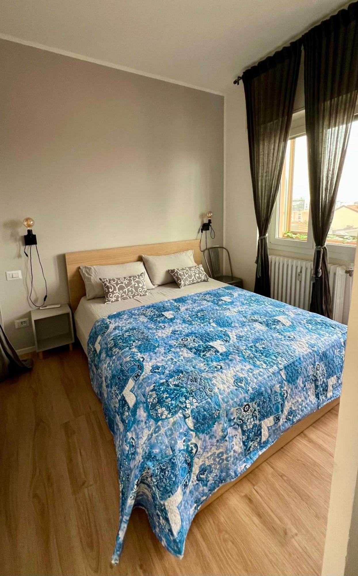 Gambara Urban Flat - Stylish And Next To Metro