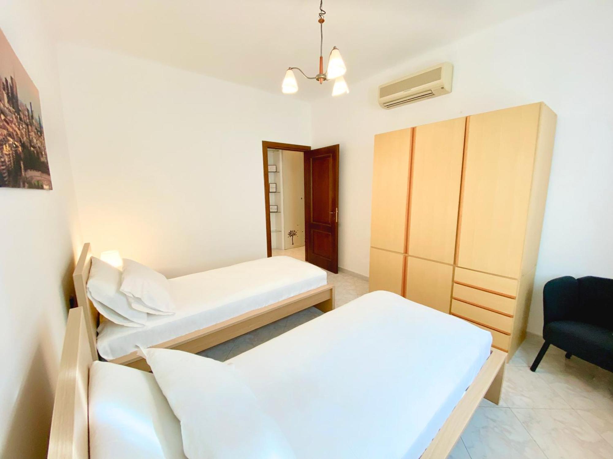 Grand Apartment *