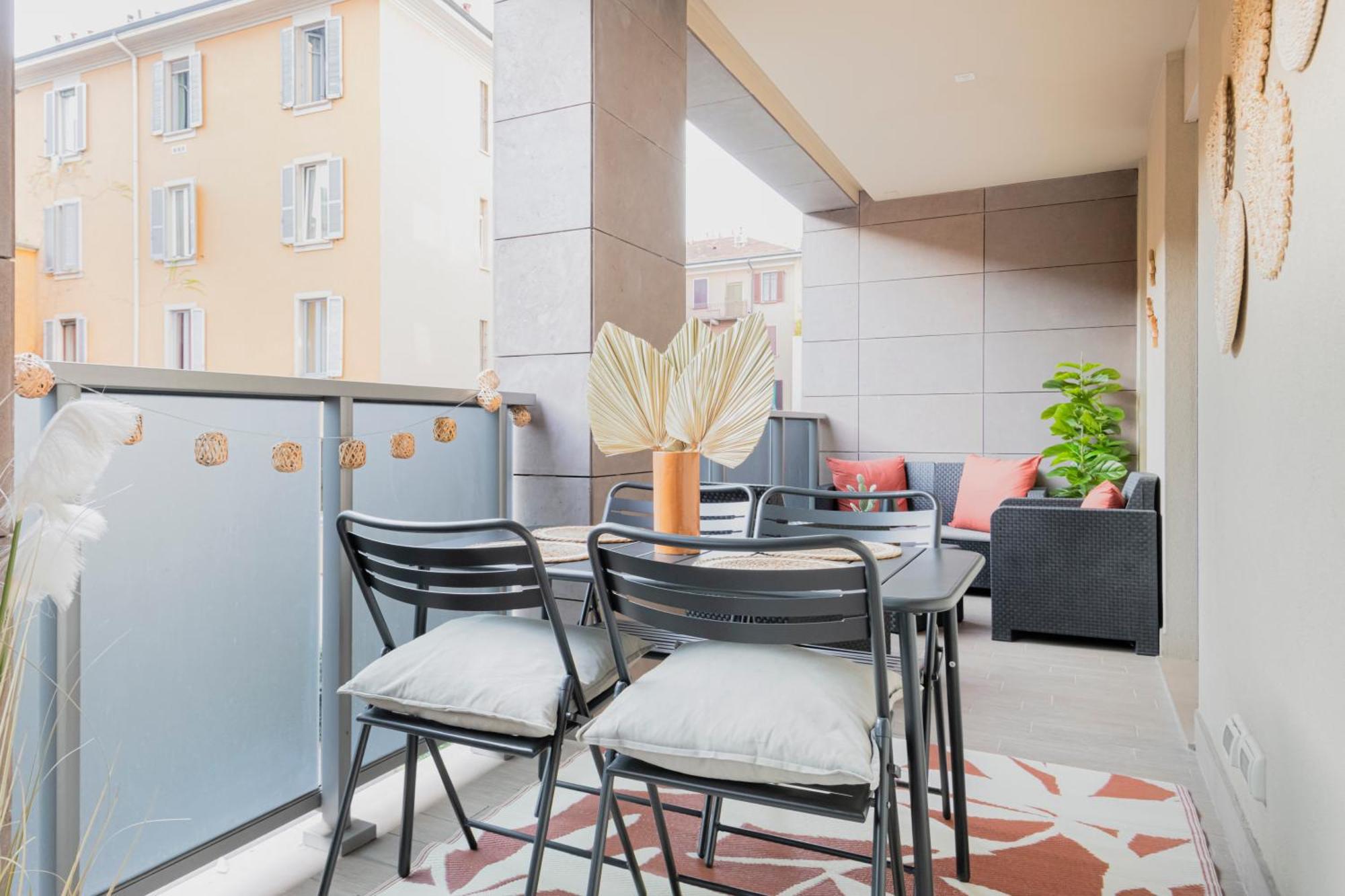 Luxury In Moscova Apartment *