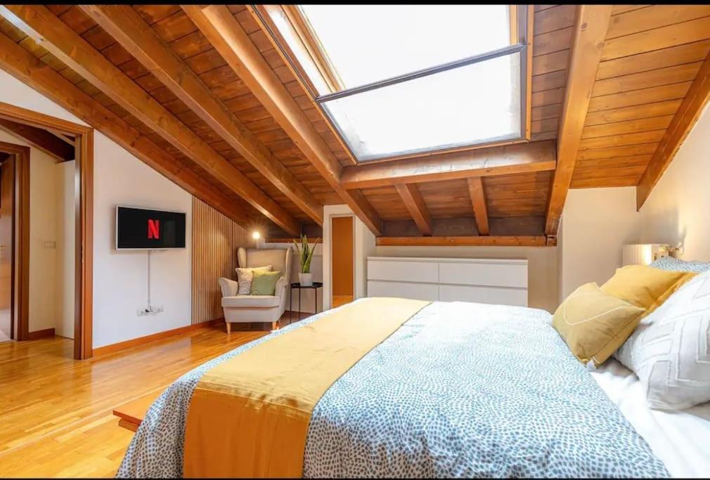 - M3 Sondrio, Duomo 10 Minuti Apartment Milan