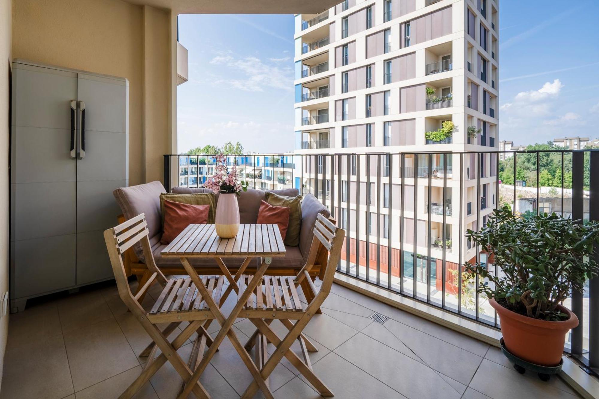 Apartment Super Alma With Private Garage Autentica Milan