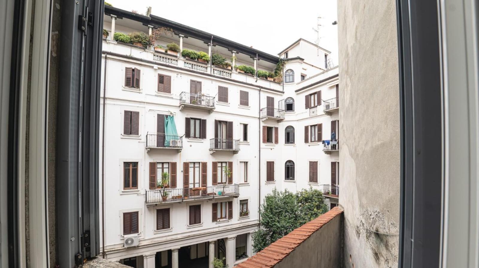 Apartment La Reggia Milan
