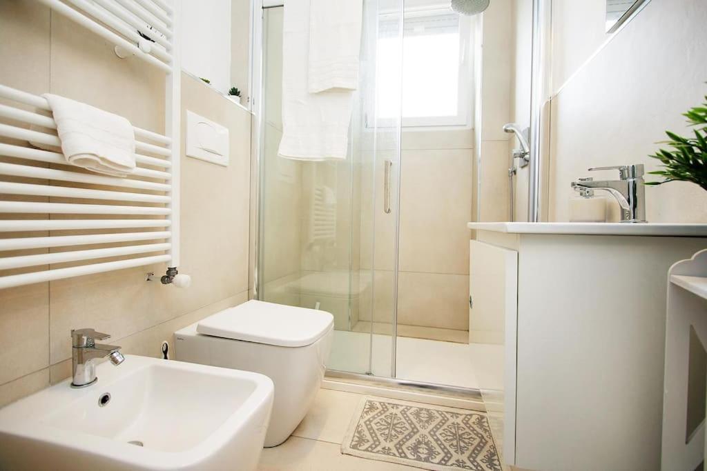 Wi-ro-brizi -7 Porto Di Mare Apartamento *