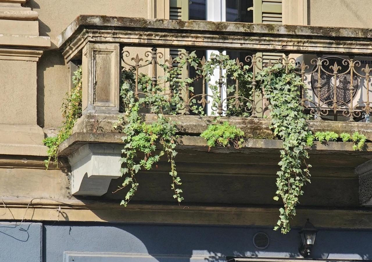 Apartment Eanna Scalo Porta Romana Prada