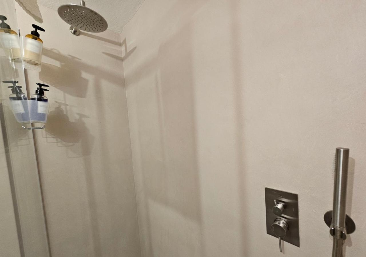 Apartment Eanna Scalo Porta Romana Prada Milan