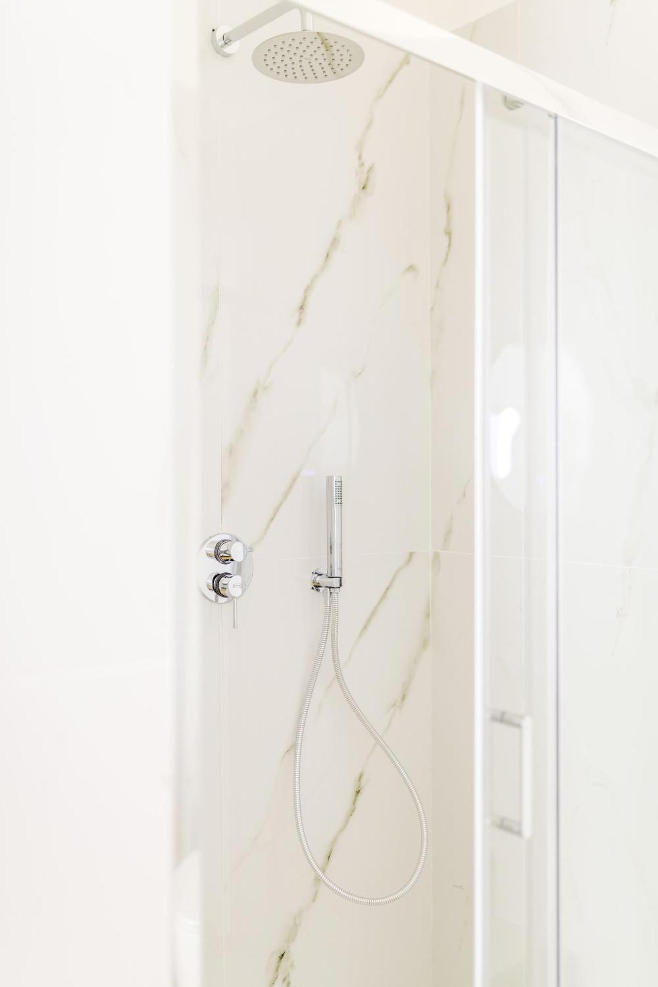Appartamento Duomo Deluxe - Bilocale Moderno - Metro - Wi-f Milano