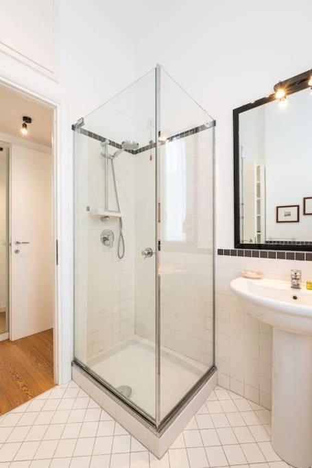 Splendid One Bedroom De Angeli 2nd Fl - Mirable Pm * Milan