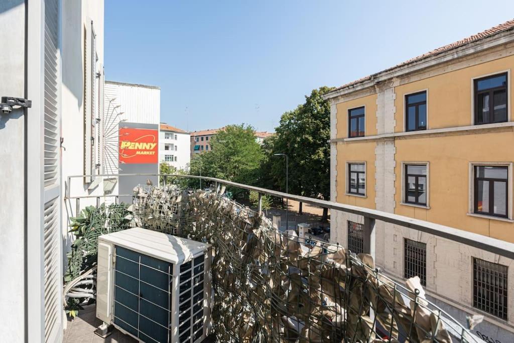 Splendid One Bedroom De Angeli 2nd Fl - Mirable Pm * Milan